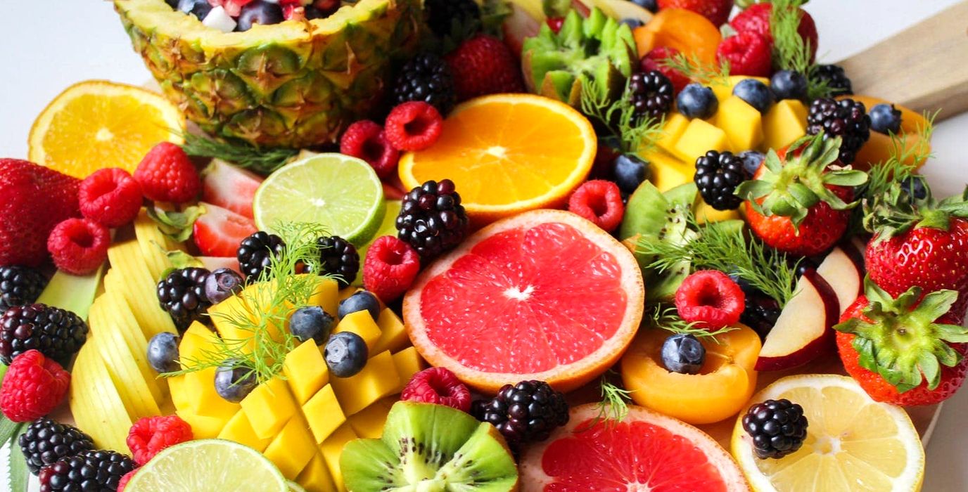 Frutas frescas coloridas